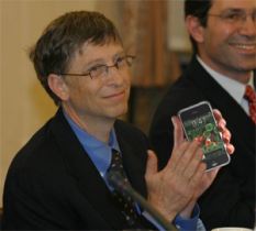 bill-gates-iphone